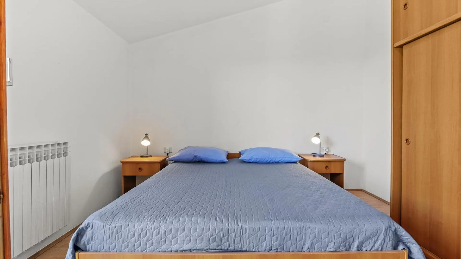 Sea Flat Gateway Apartment Peroj Croatia