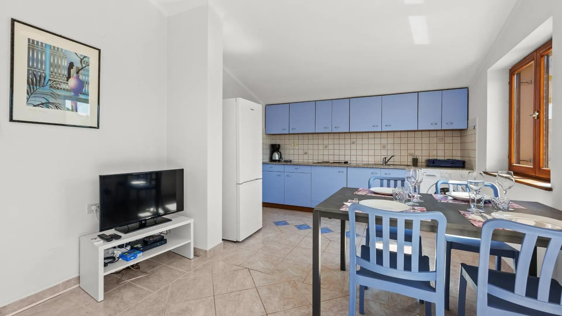 Sea Flat Gateway Apartment Peroj