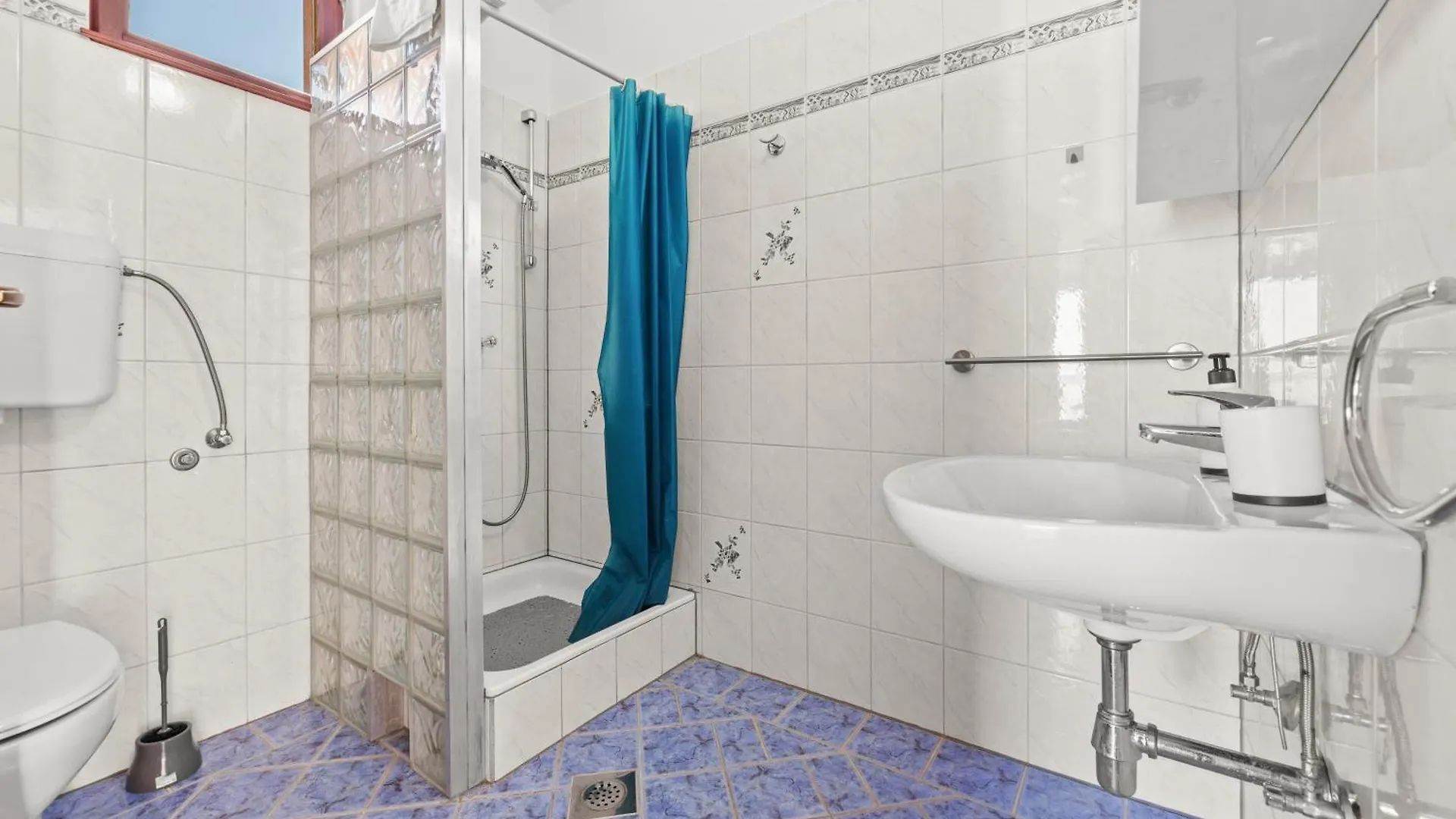 Sea Flat Gateway Apartment Peroj Croatia